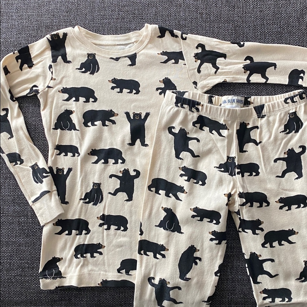 🐻 EUC Unisex Kids Black Bear Pajama Set, Boys 8, Little Blue House